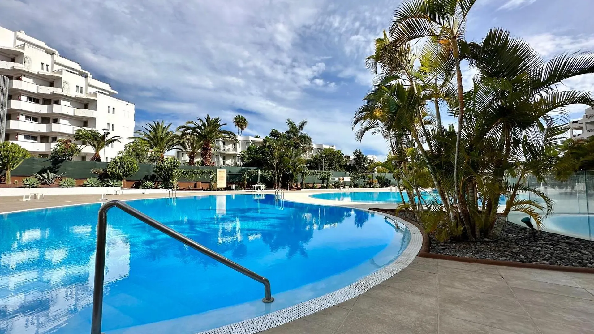 شقة Apartamento Villa Javier لوس كريستيانوس
